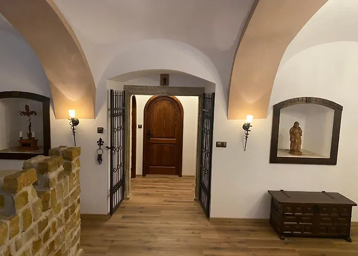 Superb - Medieval Apartment
